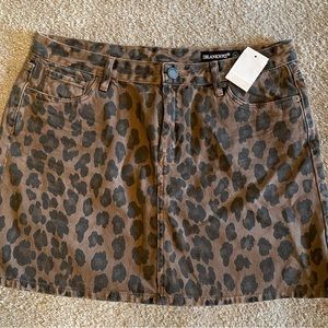 NWT - Blank NYC Animal Print Skirt - Size 31